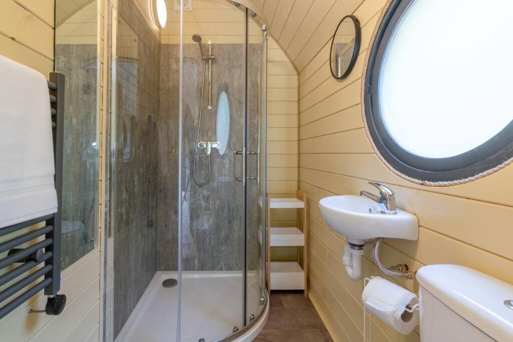 Vila Apple - Luxury Cabin In The Cotswolds Alderton  Exteriér fotografie