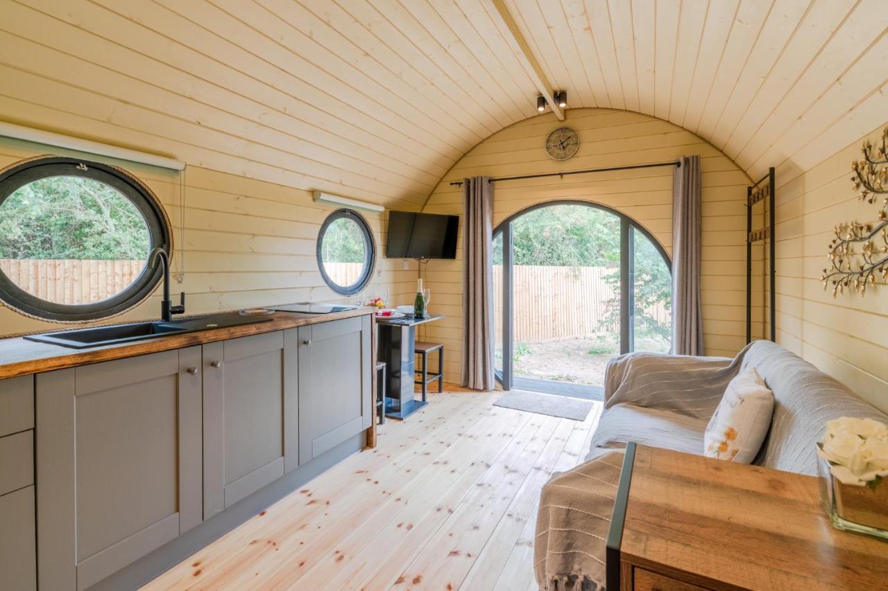 Vila Apple - Luxury Cabin In The Cotswolds Alderton  Exteriér fotografie